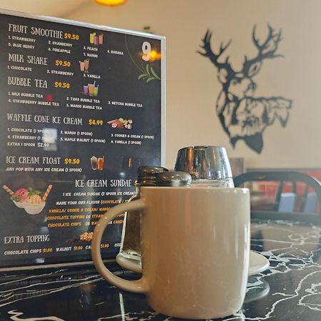 Cozy Corner Motel & Restaurant Haines Junction Ngoại thất bức ảnh